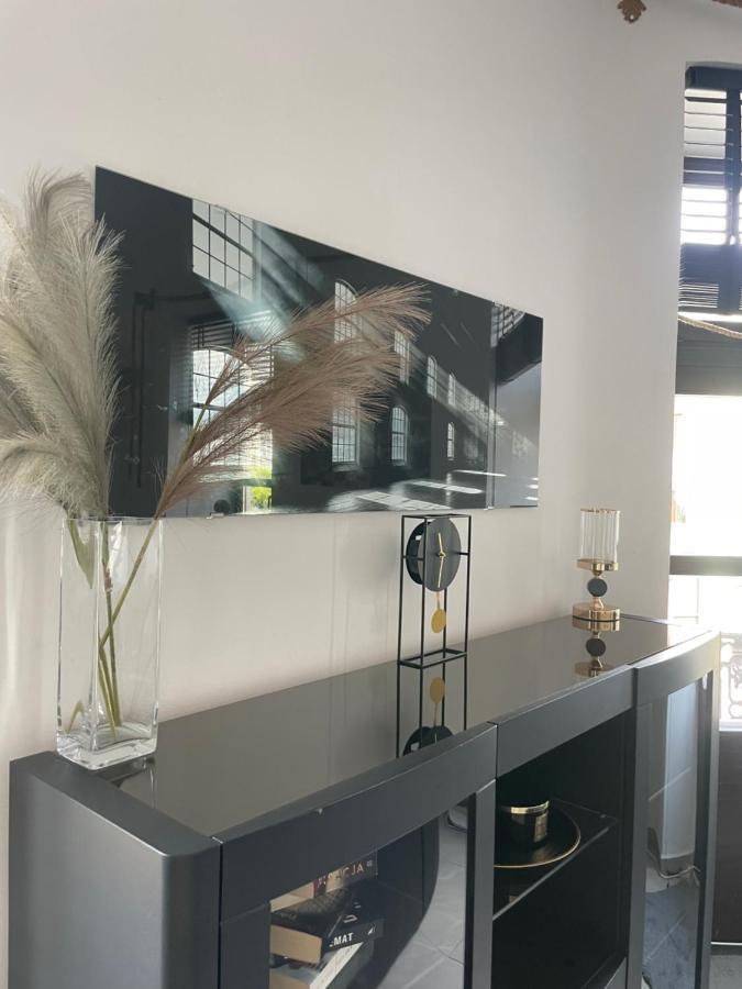 Apartament W Centrum Przy Studni 102M2 Apartment เฮลม์ ภายนอก รูปภาพ